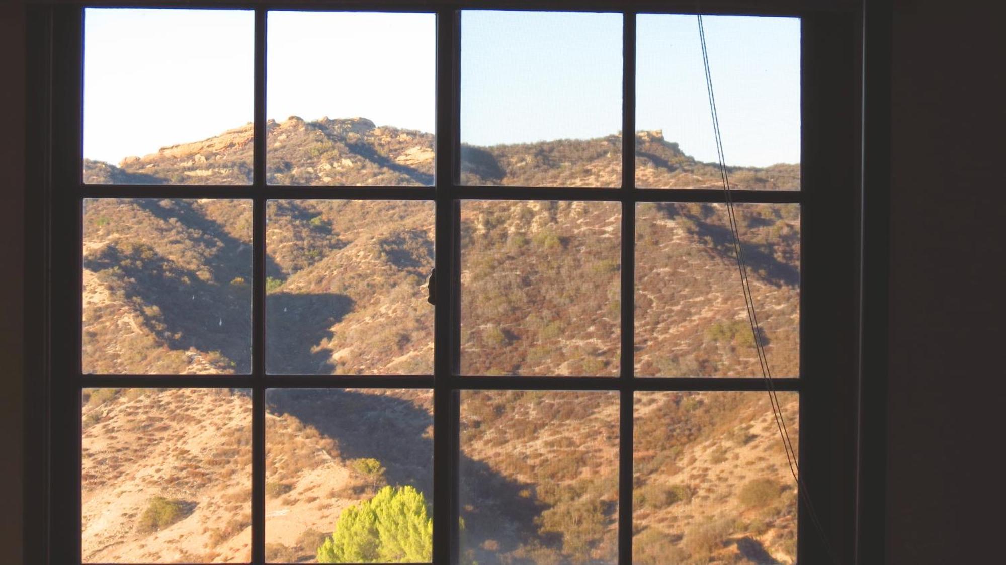 Topanga Canyon Inn Bed and Breakfast Ruang foto